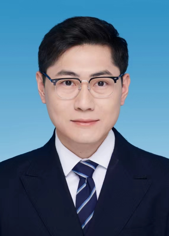 李嘉